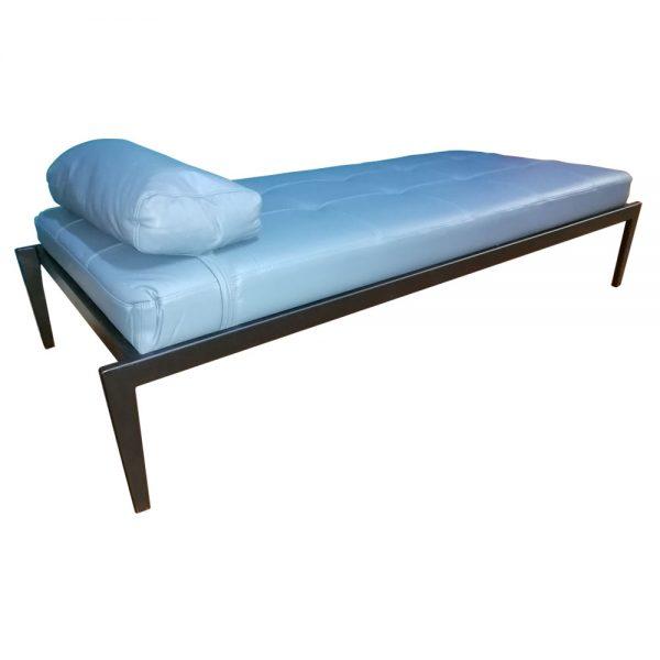 BANQUETA NILOPATRA DE EXHIBICIÓN 180cm